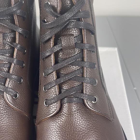 Donald Pliner James Lace Up Pebbled Leather Boot. - Picture 6 of 10